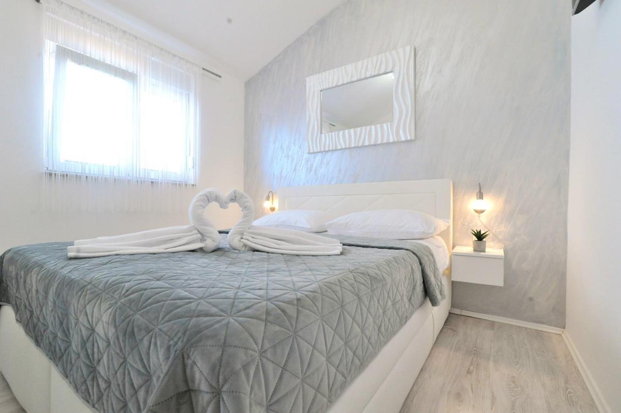Apartmant Shine Luxury Maslenica Exterior foto