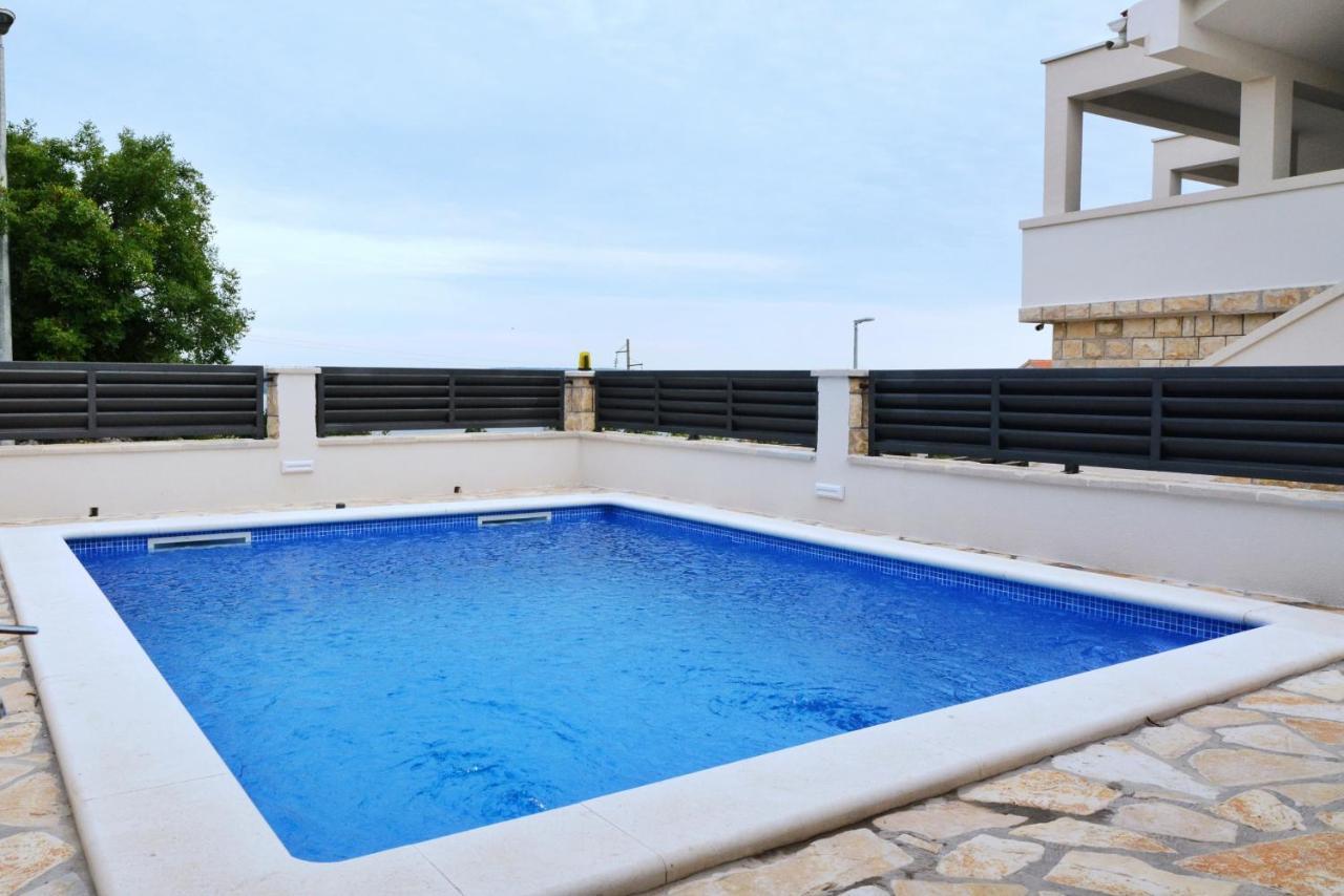 Apartmant Shine Luxury Maslenica Exterior foto
