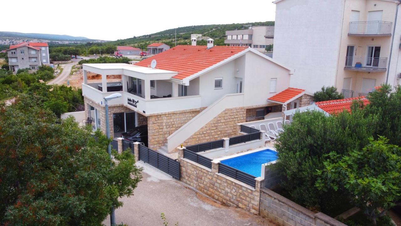 Apartmant Shine Luxury Maslenica Exterior foto